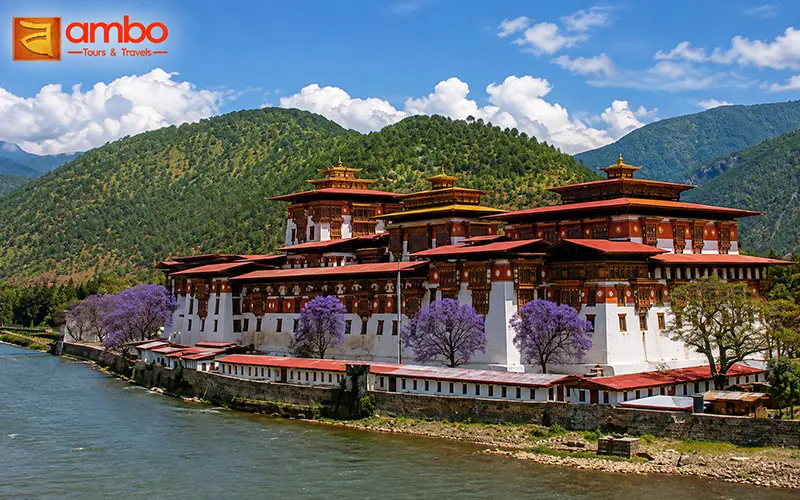 Punakha Dzong at the confluence of Pho Chhu and Mo Chhu rivers, Bhutan